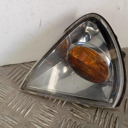 Optique avant secondaire droit (feux)(clignotant) TOYOTA AVENSIS 1 Photo n°1