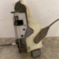 Serrure avant gauche PEUGEOT 208 1
