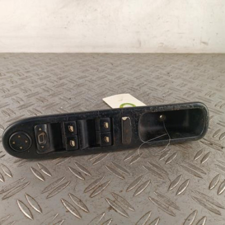 Interrupteur de leve vitre avant gauche PEUGEOT 307 Photo n°1