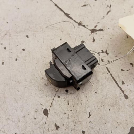 Interrupteur de leve vitre avant gauche CITROEN BERLINGO 2 Photo n°1