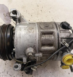 Compresseur clim VOLVO V 60 2 Photo n°1