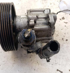 Pompe de direction PEUGEOT 406 Photo n°3