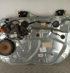 Leve vitre electrique avant droit VOLKSWAGEN POLO 4 Photo n°1