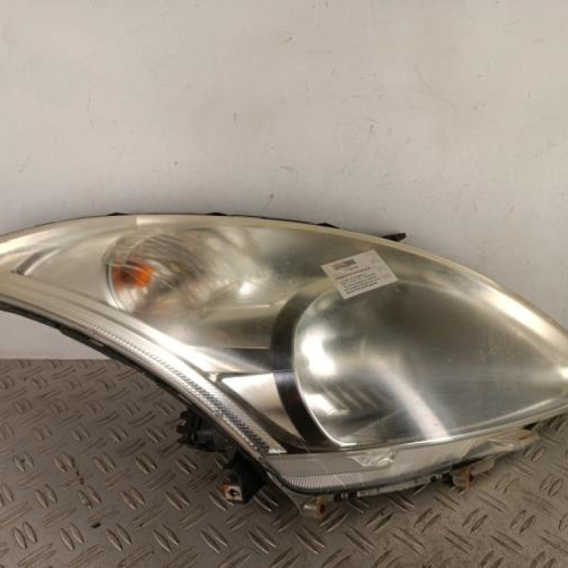 Optique avant principal droit (feux)(phare) SUZUKI SWIFT 4