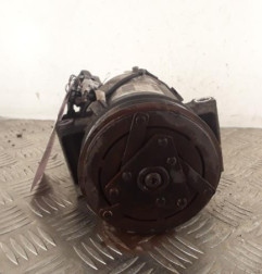 Compresseur clim RENAULT CLIO 4