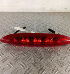 Feu arriere stop central PEUGEOT 208 1 Photo n°1