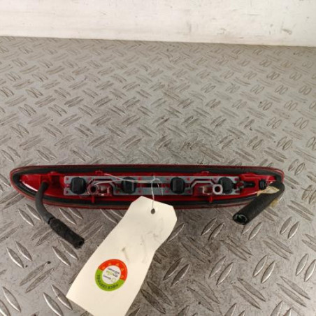 Feu arriere stop central PEUGEOT 208 1