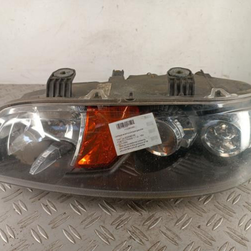 Optique avant principal gauche (feux)(phare) FIAT PUNTO 2