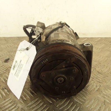 Compresseur clim RENAULT CLIO 4