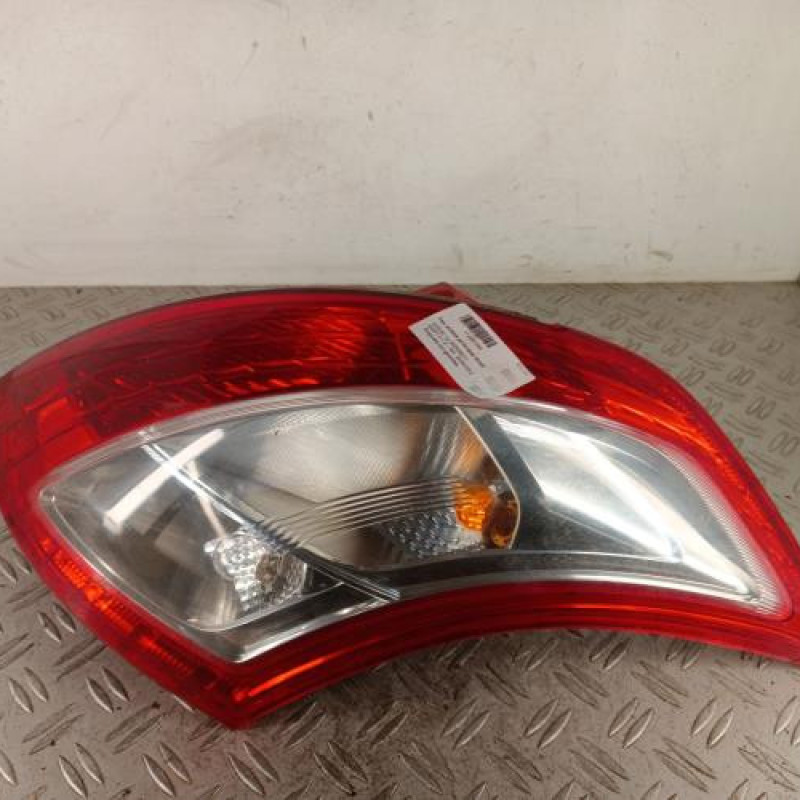 Feu arriere principal droit (feux) SUZUKI SWIFT 4