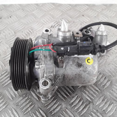 Compresseur clim CITROEN C3 3 Photo n°1