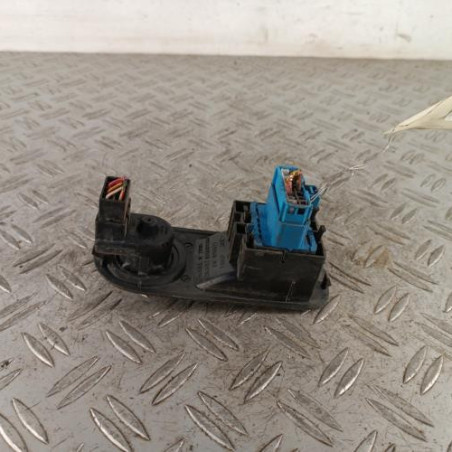 Interrupteur de leve vitre avant gauche RENAULT TRAFIC 2