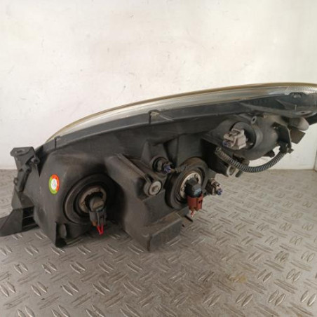 Optique avant principal droit (feux)(phare) TOYOTA COROLLA VERSO 2