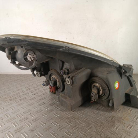 Optique avant principal gauche (feux)(phare) TOYOTA COROLLA VERSO 2