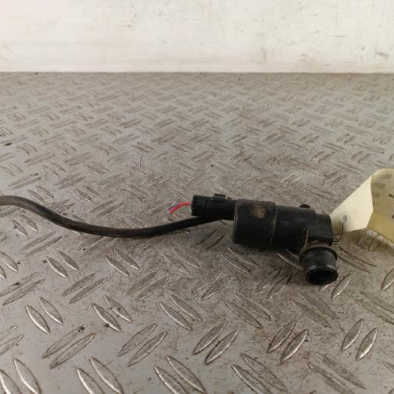 Pompe lave glace avant PEUGEOT 207