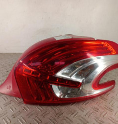 Feu arriere principal droit (feux) PEUGEOT 208 1 Photo n°1