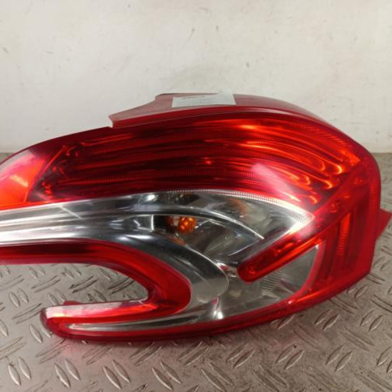 Feu arriere principal gauche (feux) PEUGEOT 208 1