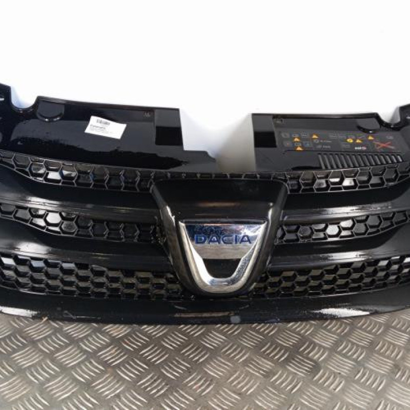 Calandre DACIA SANDERO 2