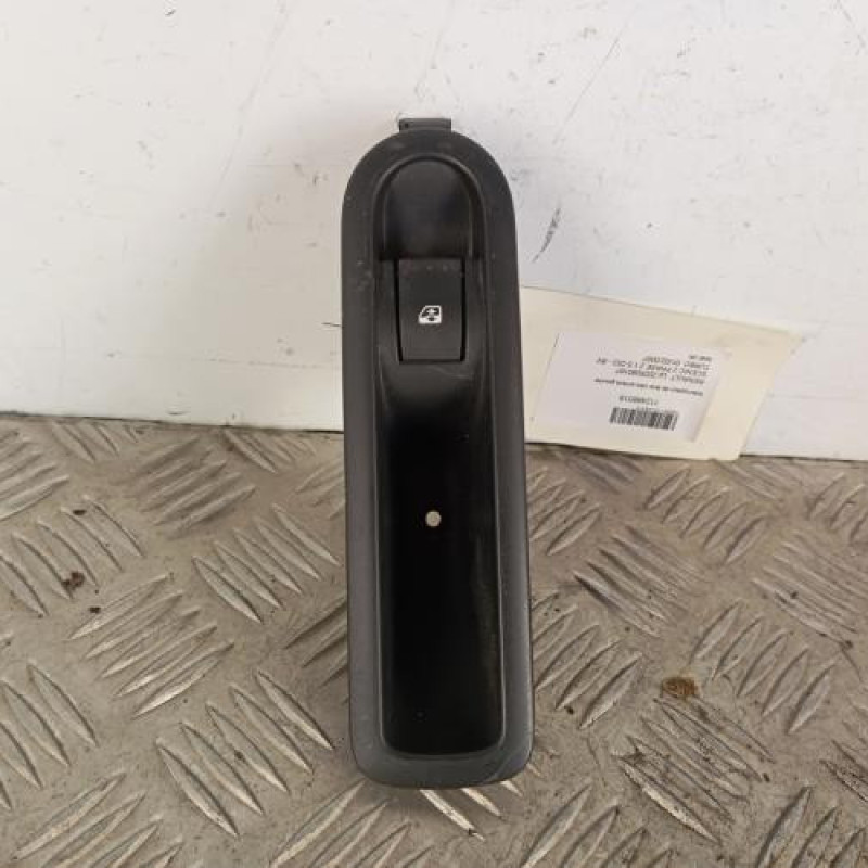 Interrupteur de leve vitre arriere gauche RENAULT SCENIC 2