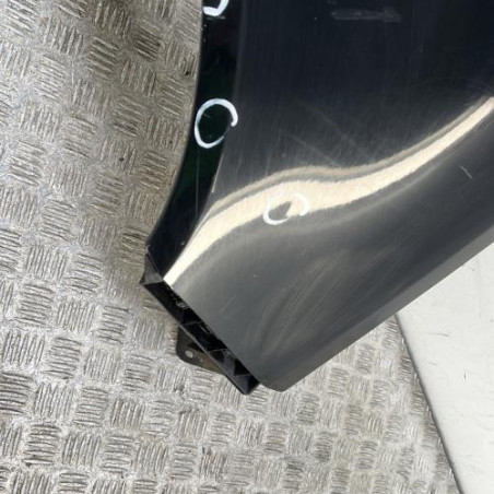 Aile avant droit MITSUBISHI COLT 6