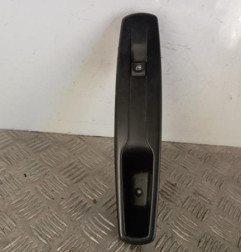 Interrupteur de leve vitre avant droit RENAULT GRAND SCENIC 3 Photo n°1