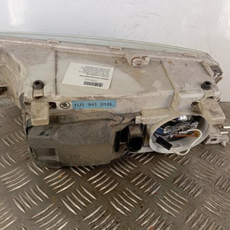 Optique avant principal droit (feux)(phare) SKODA OCTAVIA 1