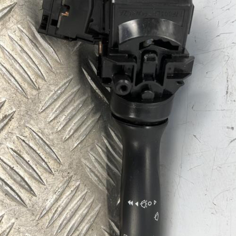 Commodo d'essuie glaces TOYOTA AYGO 2