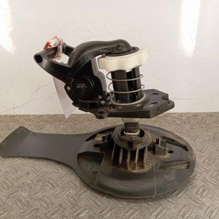 Treuil de roue de secours RENAULT CLIO 3 Photo n°1