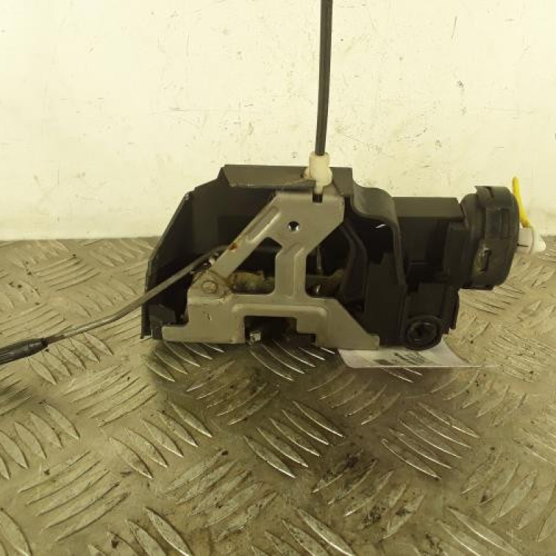 Serrure avant gauche MERCEDES CLASSE A 168