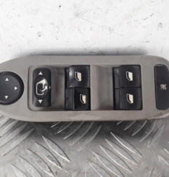 Interrupteur de leve vitre avant gauche CITROEN C5 1 Photo n°1