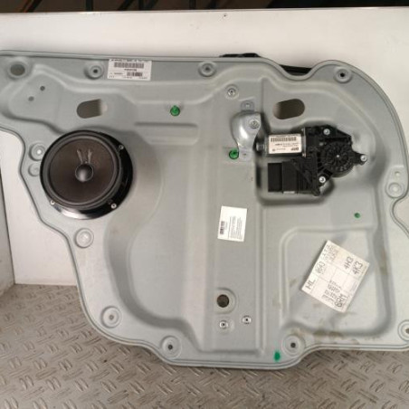 Leve vitre electrique arriere gauche VOLKSWAGEN TOURAN 2 Photo n°1