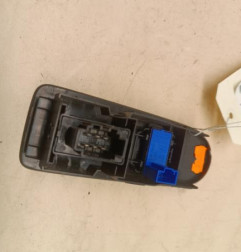 Interrupteur de leve vitre avant gauche VOLKSWAGEN UP