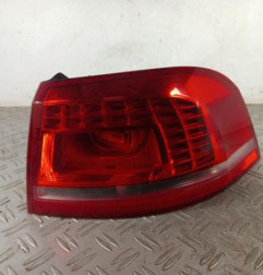 Feu arriere principal droit (feux) VOLKSWAGEN PASSAT 6 Photo n°1