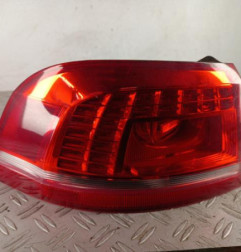 Feu arriere principal gauche (feux) VOLKSWAGEN PASSAT 6 Photo n°1