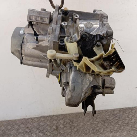Boite de vitesses PEUGEOT 208 1