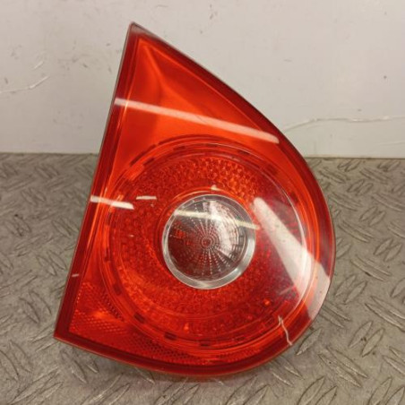 Feu arriere secondaire gauche (feux) VOLKSWAGEN GOLF 5 Photo n°1