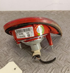 Feu arriere secondaire gauche (feux) VOLKSWAGEN GOLF 5 Photo n°4