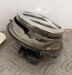 Poignee hayon VOLKSWAGEN GOLF 5 Photo n°3