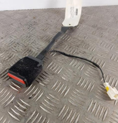 Attache ceinture avant gauche PEUGEOT 308 2 Photo n°1