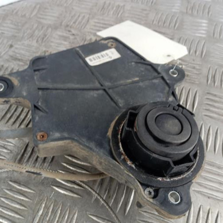 Treuil de roue de secours PEUGEOT 308 1 SW