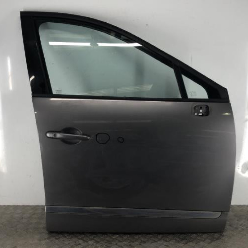 Porte avant droit RENAULT GRAND SCENIC 3
