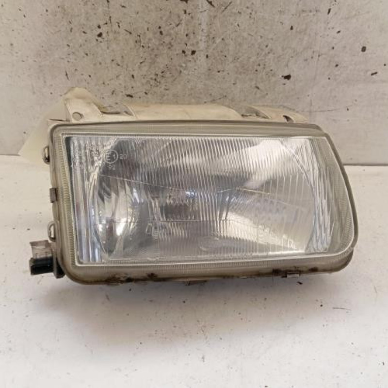 Optique avant principal droit (feux)(phare) VOLKSWAGEN POLO 3