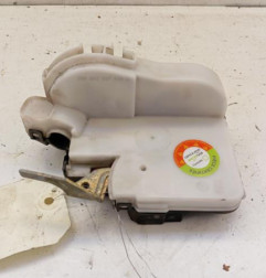 Serrure avant droit VOLKSWAGEN POLO 3