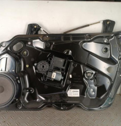 Leve vitre electrique avant droit VOLKSWAGEN PASSAT 6 Photo n°1