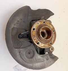 Moyeu avant gauche PEUGEOT 508 2 SW Photo n°1