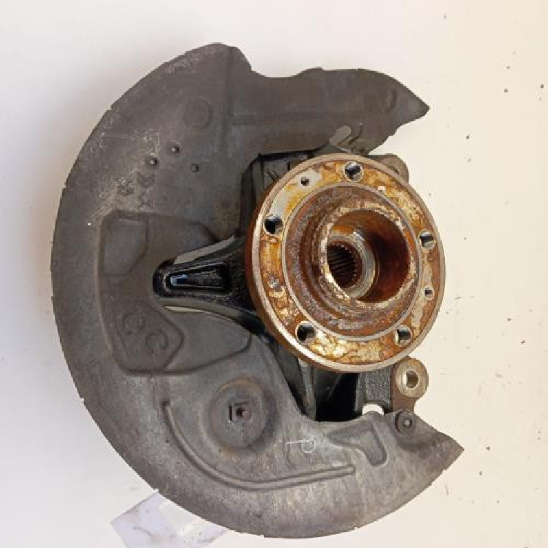 Moyeu avant gauche PEUGEOT 508 2 SW