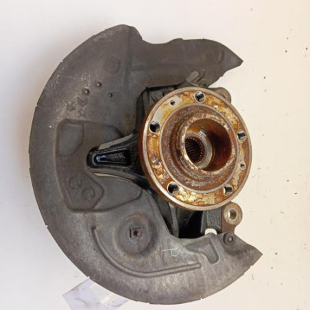 Moyeu avant gauche PEUGEOT 508 2 SW Photo n°1