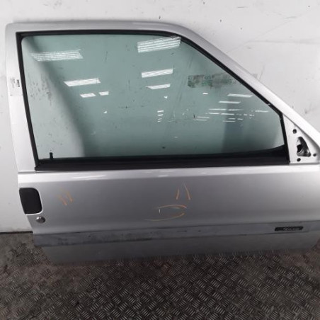 Porte avant droit CITROEN SAXO Photo n°1