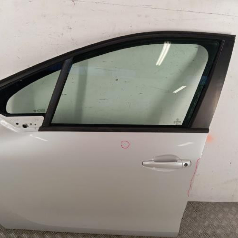 Porte avant gauche PEUGEOT 208 1