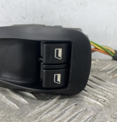 Interrupteur de leve vitre avant gauche PEUGEOT 206 Photo n°1